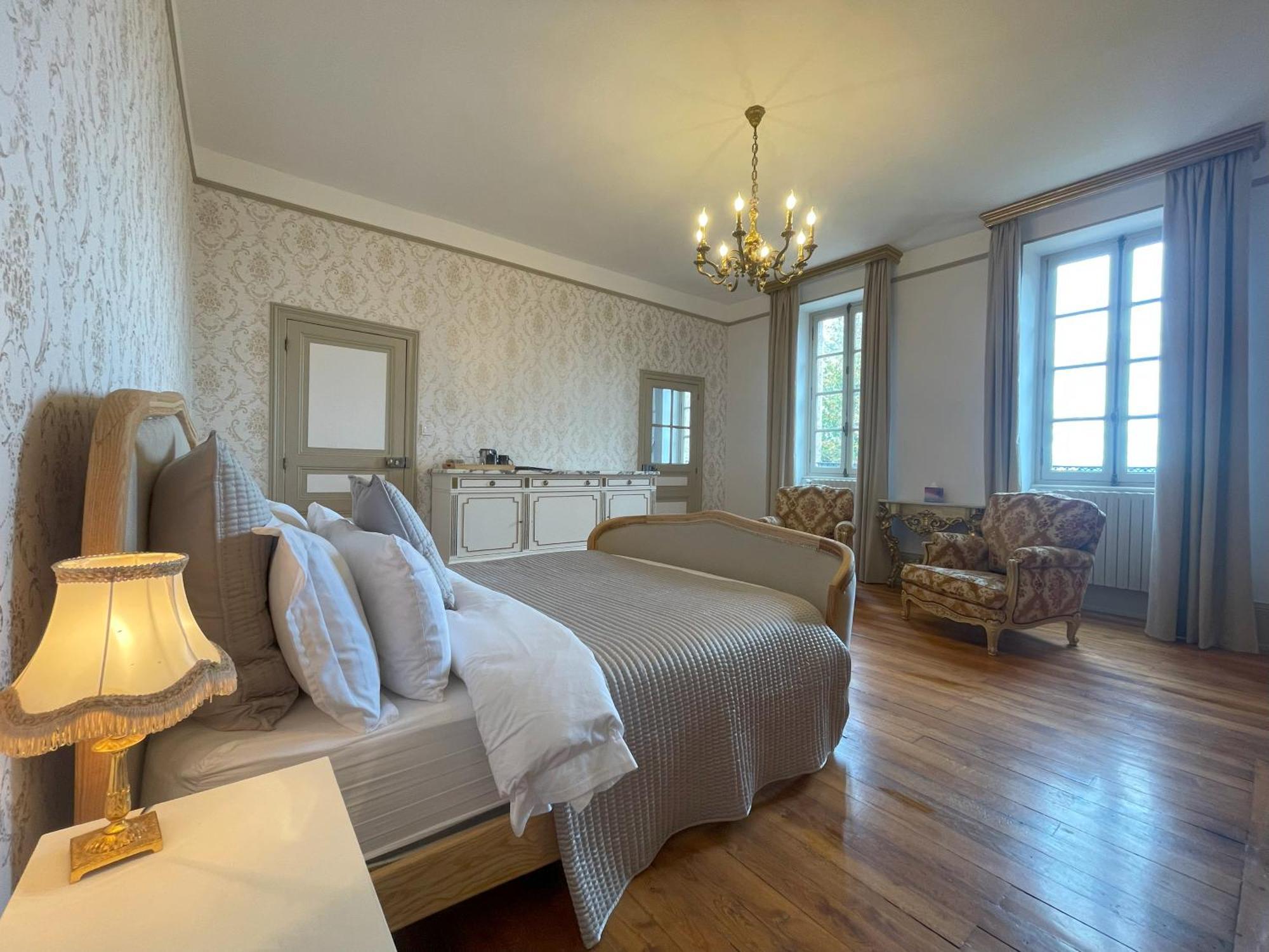 Château de Bruges Lapeyrouse Eksteriør billede
